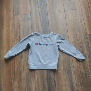 Champion Boys' sweater size 4 gray